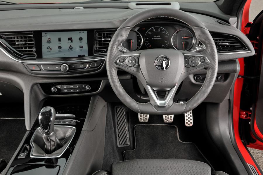 Торпедо Vauxhall Insignia SRi Sports Tourer 2017 года  (фото 20 из 20)